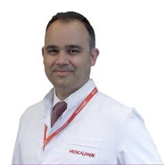 Doç.Dr. Nazmi Özer