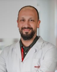 Uz.Doktor Mert Aker