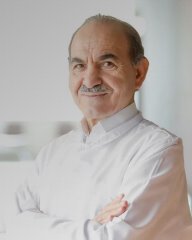 Uz.Doktor Mehmet Özdemir