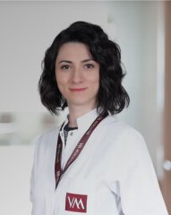 Diş Tabibi Elif Banu Özkan