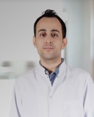 Surgeon Dr. Arda Soylu
