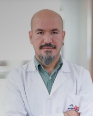 Uz.Doktor İzzet Alatlı