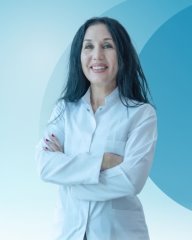 Diş Tabibi Elif Narin Topgül