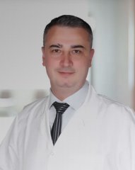 Uz.Doktor Mustafa Keçeci