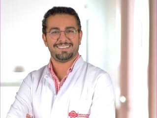 Uz.Doktor Hakan Kına