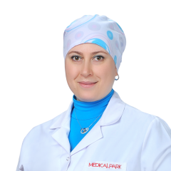Doktor Ayşe Akyüz