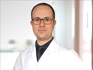 Uz.Doktor Niyazi Volkan Demircan