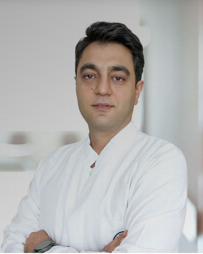 Uz.Doktor Shamil Aliyev
