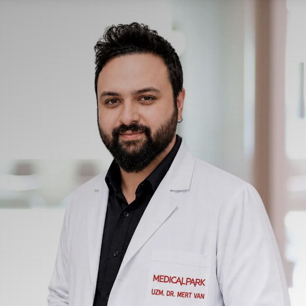 Uz.Doktor Mert  Van