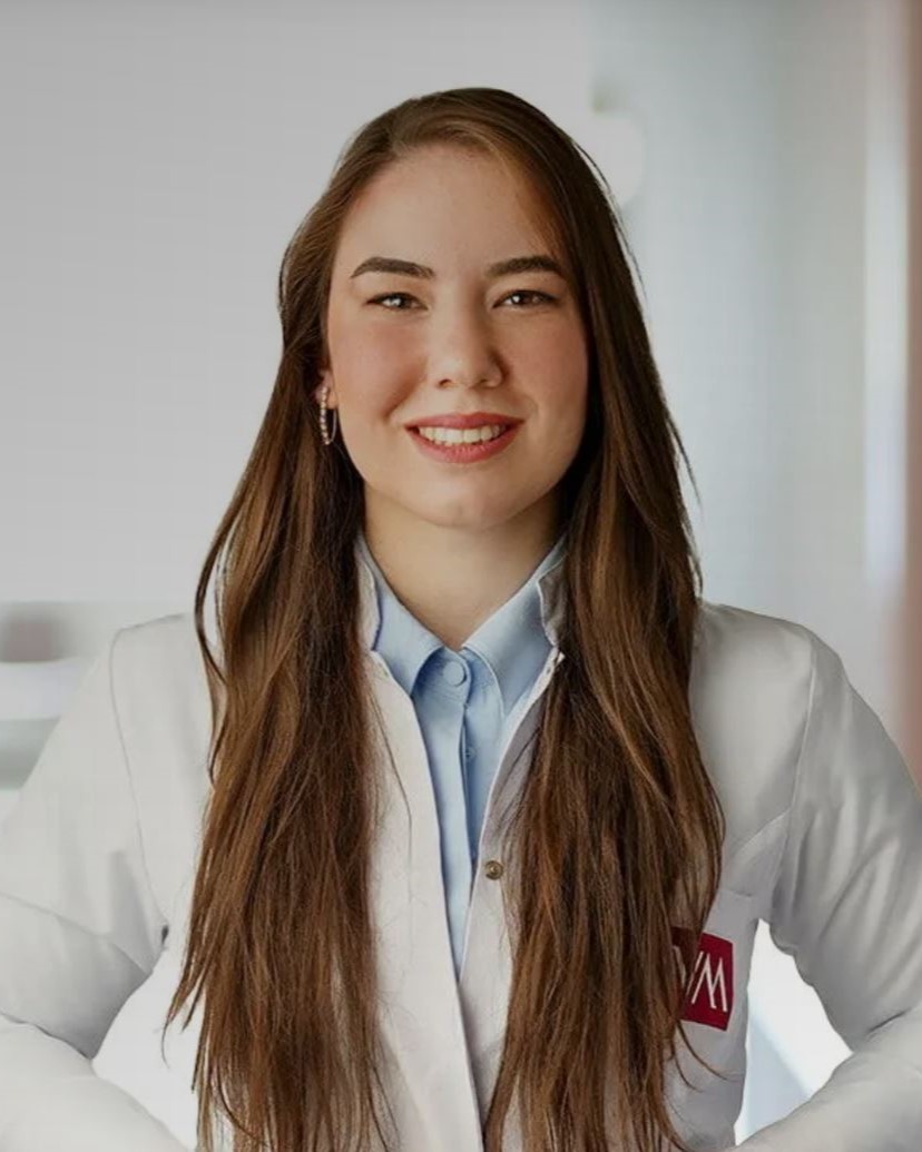 Diş Tabibi Aysu Güler