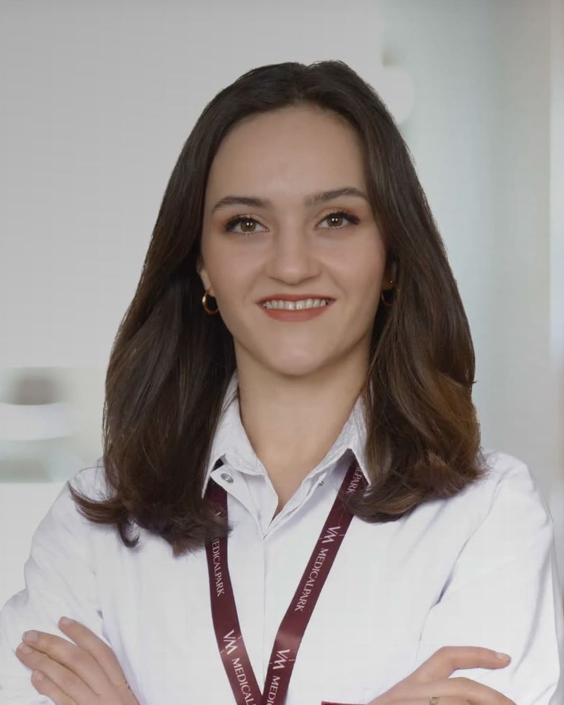 Diyetisyen Hande Uçak Gündüz