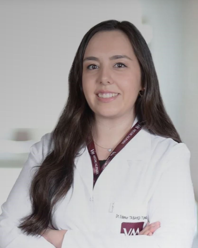 Diş Tabibi Edanur Tabakçı Tunğuç