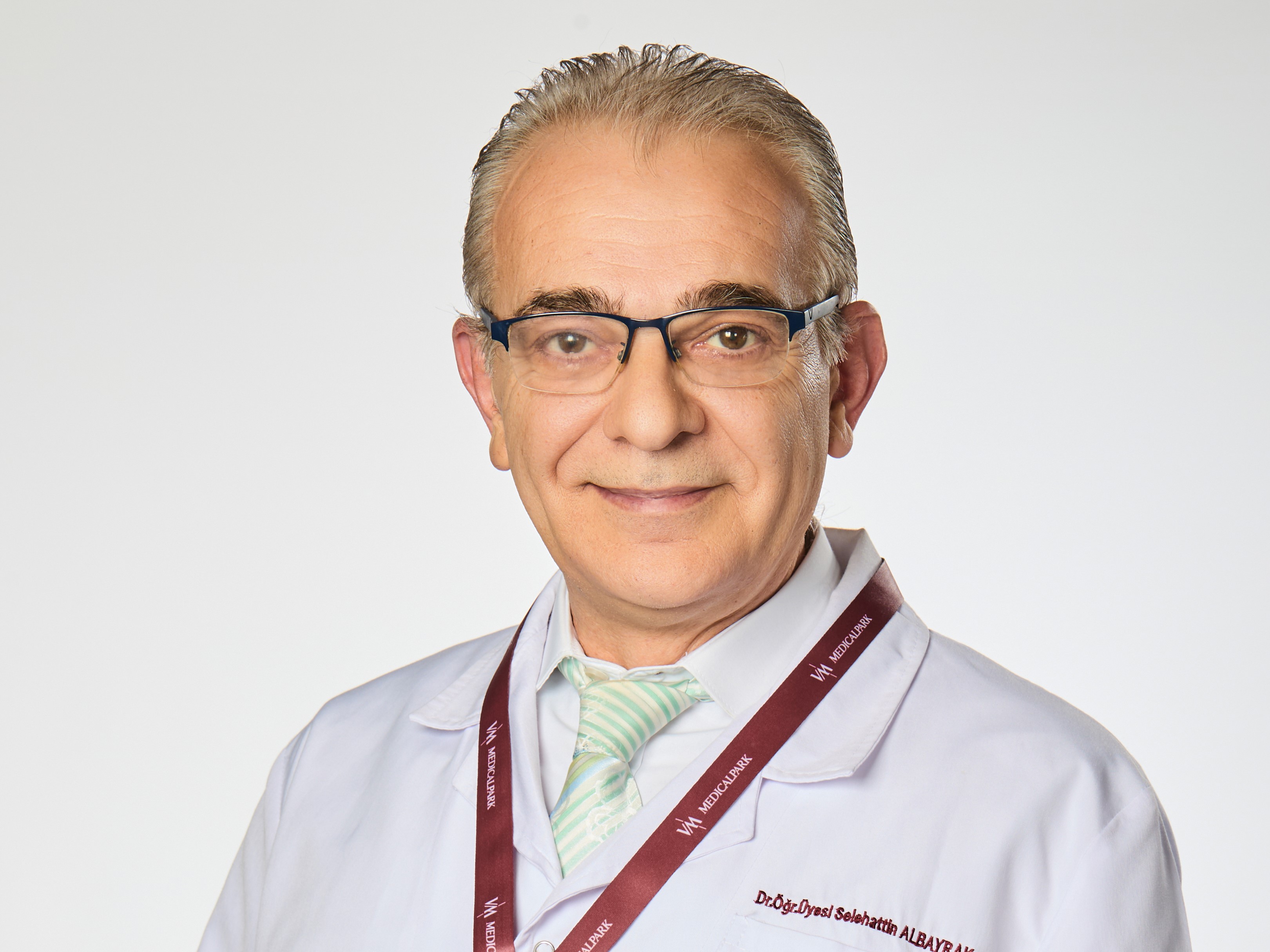 Uz.Doktor Selahattin Albayrak